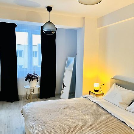 Airport Gardens Loft Otopeni Exterior foto