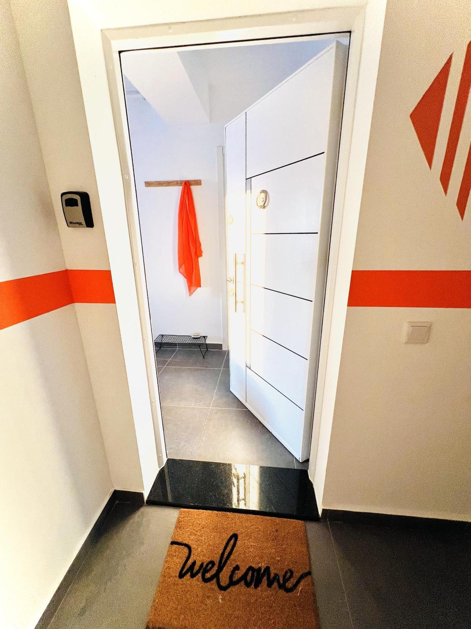 Airport Gardens Loft Otopeni Exterior foto