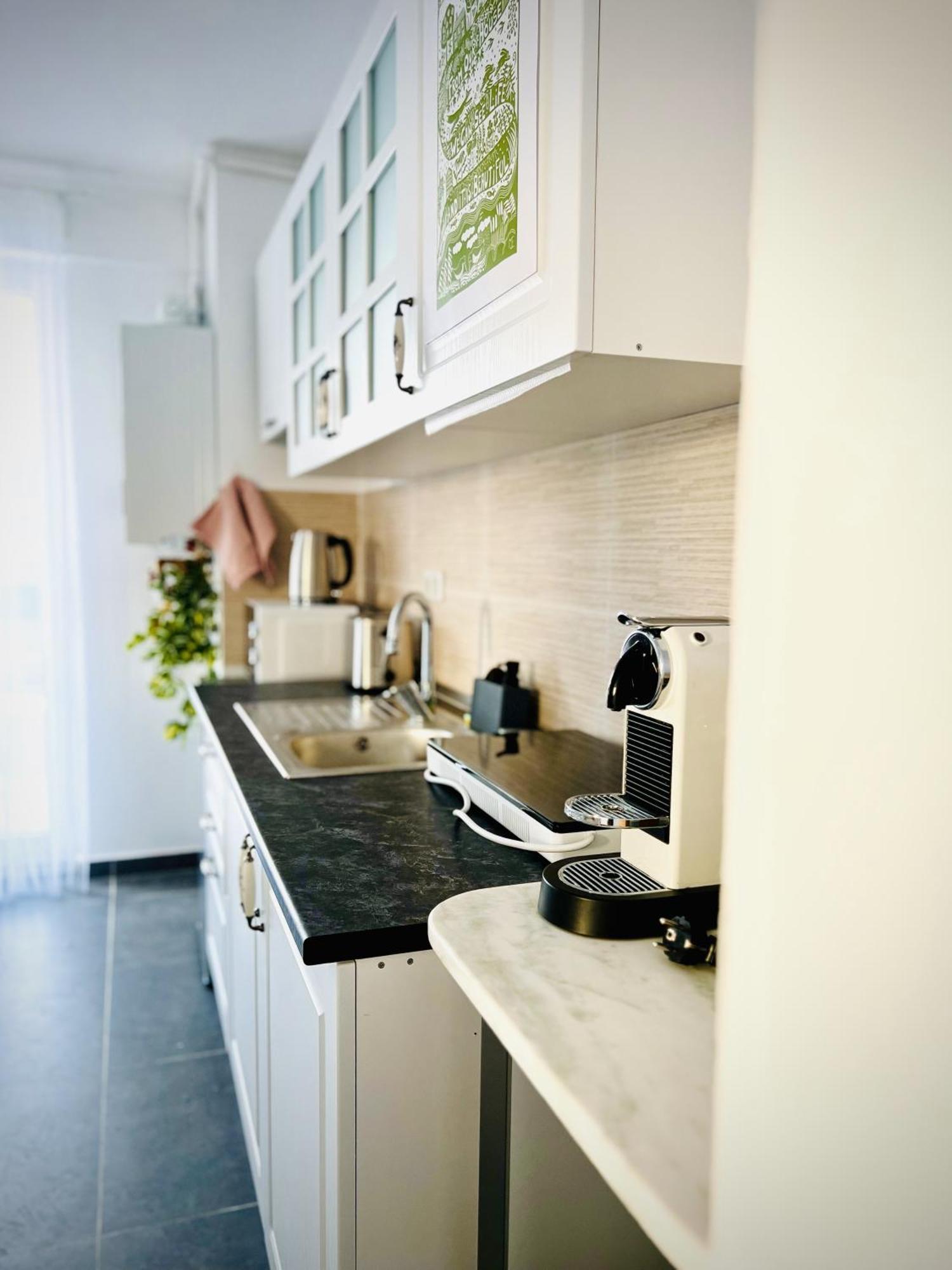 Airport Gardens Loft Otopeni Exterior foto